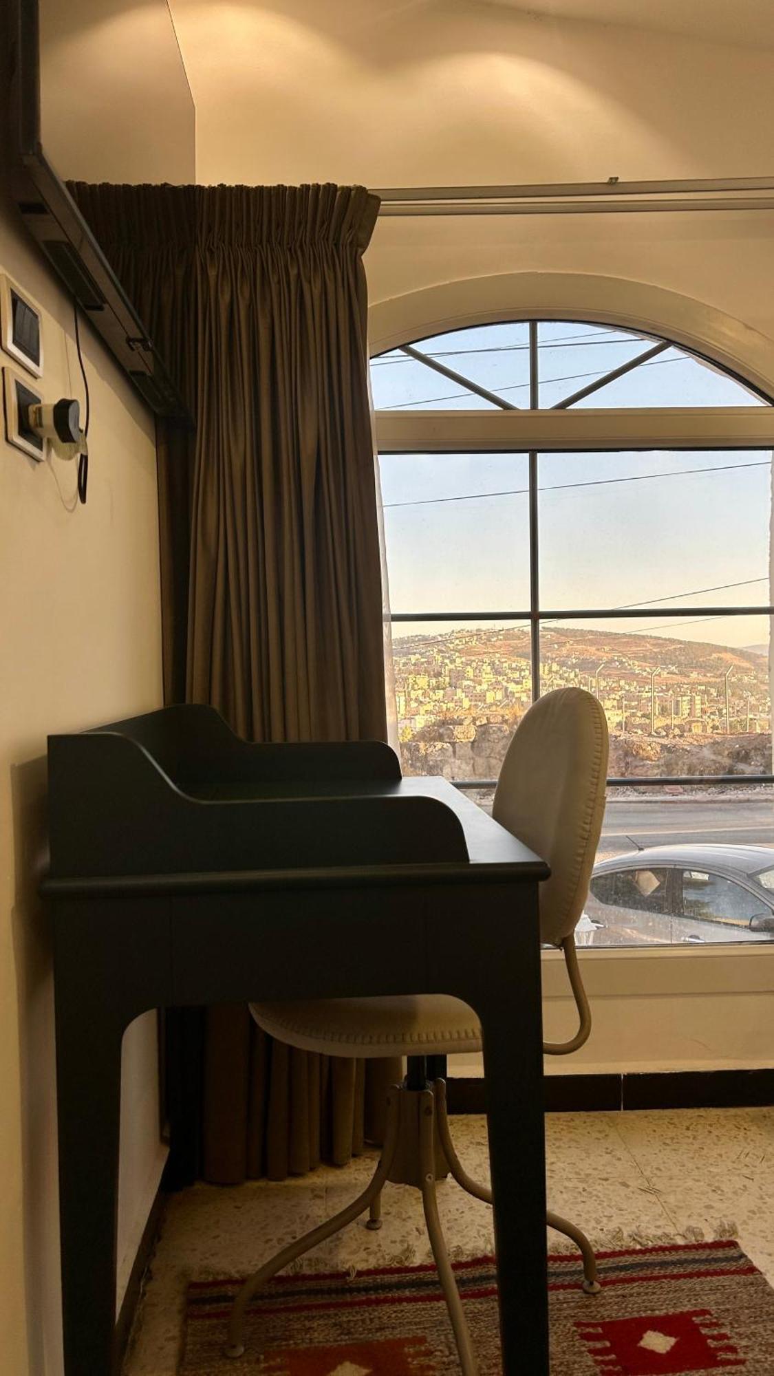 Celestia Boutique Inn - Boutique Stay Overlooking Jerash Ruins ジャラシュ エクステリア 写真